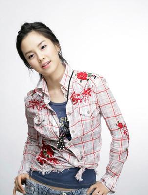 ji-hyo-song-632418l-poza