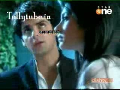 00_00_27 - D-riddhima si sid-D