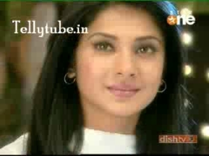 00_03_03 - D-riddhima si sid-D