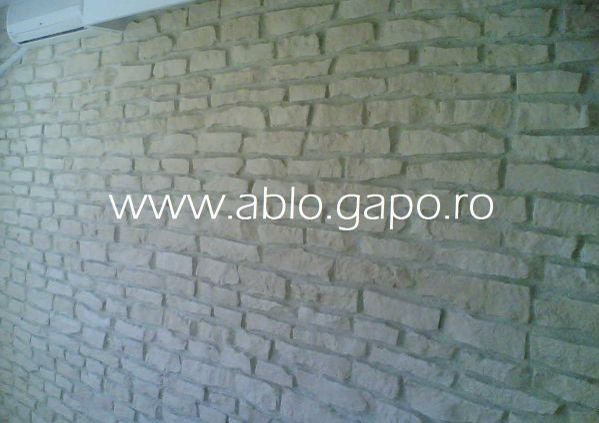 Placare_cu_imitatie_de_piatra_chituita_3