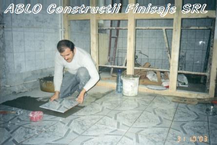 Gresie cu model