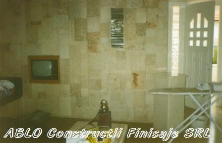 Interior placat cu travertin 1