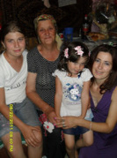 46675626_MXTYZKHAH - familia mea