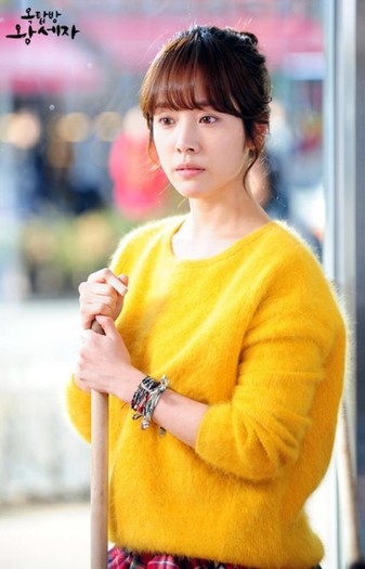 553269_330065830382787_201020253287346_960799_1236666135_n - 0 0 0  Facebook-ul lui Han Ji Min