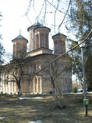manastirea Snagov - la padure
