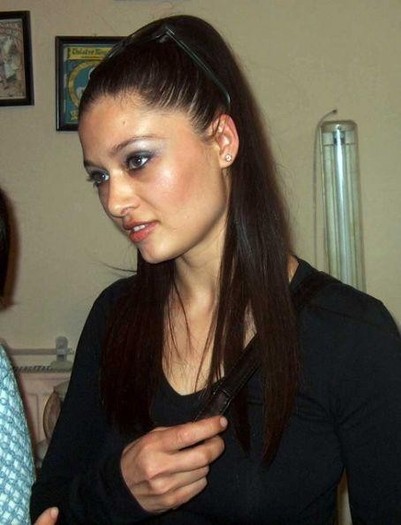 Nurg_l_Yesil_ay_1257294686_3(1) - Yasemin