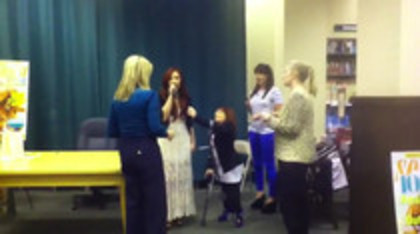 Demi leaving to get something to eat (579) - Demilush leaving to get something to eat Part oo2