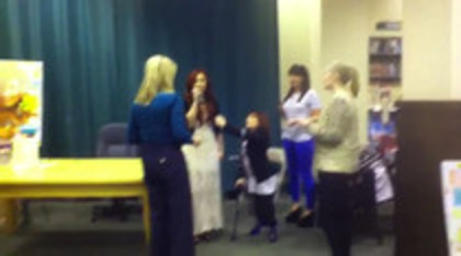 Demi leaving to get something to eat (580) - Demilush leaving to get something to eat Part oo2