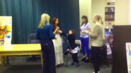 Demi leaving to get something to eat (584) - Demilush leaving to get something to eat Part oo2