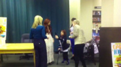 Demi leaving to get something to eat (587) - Demilush leaving to get something to eat Part oo2