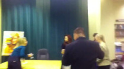 Demi leaving to get something to eat (1112) - Demilush leaving to get something to eat Part oo3