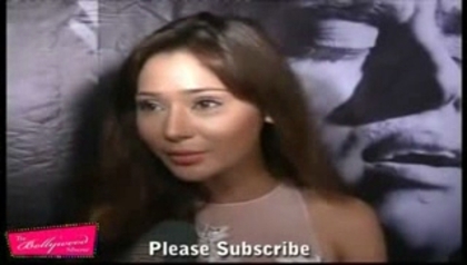 00_00_13 - sara khan 3
