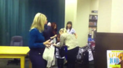 Demi leaving to get something to eat (1248) - Demilush leaving to get something to eat Part oo3