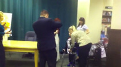 Demi leaving to get something to eat (1300) - Demilush leaving to get something to eat Part oo3