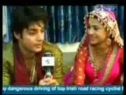 00_02_13 - D-riddhima si sid-D