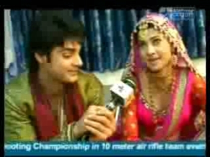 00_02_42 - D-riddhima si sid-D