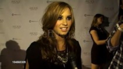 Demi Lovato - Autumn Party Benefiting Children Interview (98) Demi Lovato - Autumn Party Benefiting Children Interview (98)