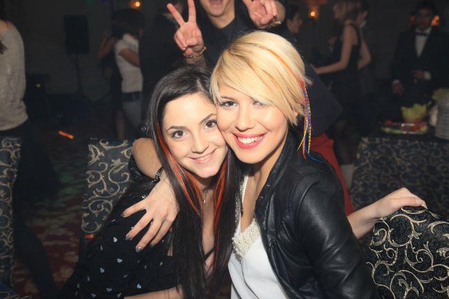 386701_214230721993365_170773296339108_464227_985379383_n