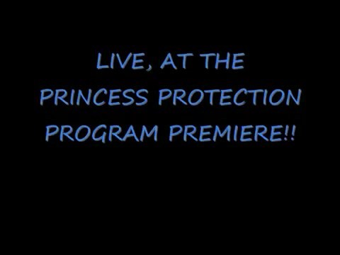 bscap0029 - Demilush And Selena Gomez - Princess Protection Program Premiere In Toronto