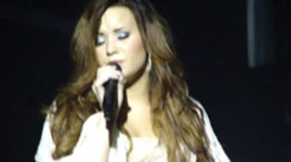 Demi Lovato - Lightweight Live - A Special Night With Demi Lovato (43)