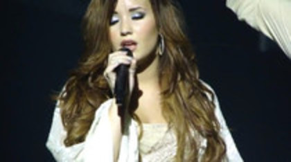 Demi Lovato - Lightweight Live - A Special Night With Demi Lovato (108) - Demilush - Lightweight Live - A Special Night With Demi Lovato Part oo1