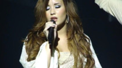 Demi Lovato - Lightweight Live - A Special Night With Demi Lovato (468) - Demilush - Lightweight Live - A Special Night With Demi Lovato Part oo1