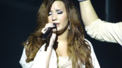 Demi Lovato - Lightweight Live - A Special Night With Demi Lovato (490) - Demilush - Lightweight Live - A Special Night With Demi Lovato Part oo2