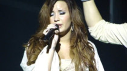 Demi Lovato - Lightweight Live - A Special Night With Demi Lovato (850)