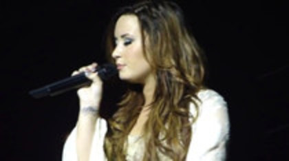 Demi Lovato - Lightweight Live - A Special Night With Demi Lovato (954) - Demilush - Lightweight Live - A Special Night With Demi Lovato Part oo2
