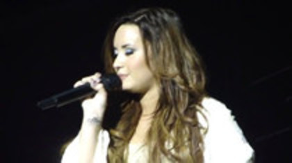 Demi Lovato - Lightweight Live - A Special Night With Demi Lovato (955) - Demilush - Lightweight Live - A Special Night With Demi Lovato Part oo2