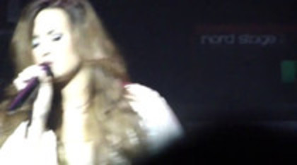 Demi Lovato - Lightweight Live - A Special Night With Demi Lovato (1038)