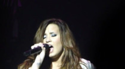 Demi Lovato - Lightweight Live - A Special Night With Demi Lovato (1408)