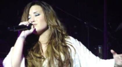 Demi Lovato - Lightweight Live - A Special Night With Demi Lovato (1848)