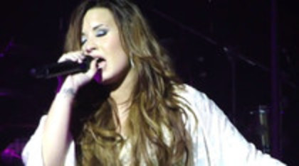 Demi Lovato - Lightweight Live - A Special Night With Demi Lovato (1909) - Demilush - Lightweight Live - A Special Night With Demi Lovato Part oo4