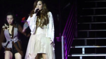 Demi Lovato - Lightweight Live - A Special Night With Demi Lovato (1917) - Demilush - Lightweight Live - A Special Night With Demi Lovato Part oo4