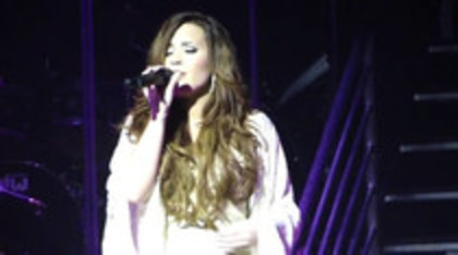 Demi Lovato - Lightweight Live - A Special Night With Demi Lovato (2431)