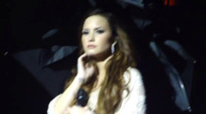 Demi Lovato - Lightweight Live - A Special Night With Demi Lovato (2919)