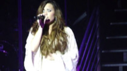 Demi Lovato - Lightweight Live - A Special Night With Demi Lovato (2673)