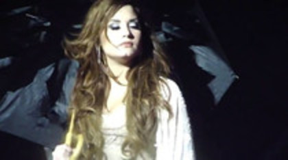 Demi Lovato - Lightweight Live - A Special Night With Demi Lovato (2970) - Demilush - Lightweight Live - A Special Night With Demi Lovato Part oo7