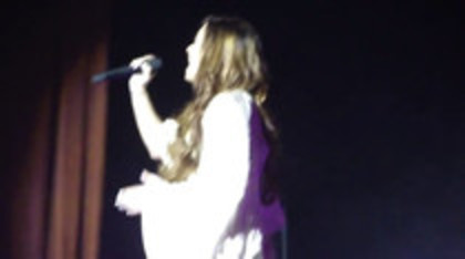 Demi Lovato - Lightweight Live - A Special Night With Demi Lovato (2314)