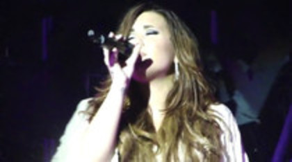 Demi Lovato - Lightweight Live - A Special Night With Demi Lovato (2724)