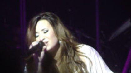 Demi Lovato - Lightweight Live - A Special Night With Demi Lovato (2821) Demi Lovato - Lightweight Live - A Special Night With Demi Lovato (2821)