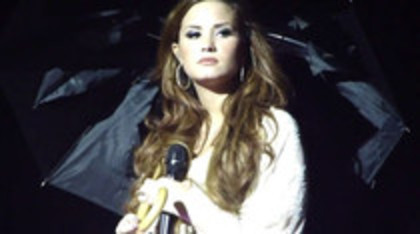 Demi Lovato - Lightweight Live - A Special Night With Demi Lovato (3284)