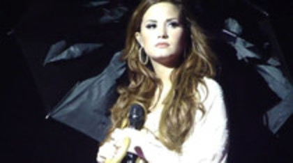 Demi Lovato - Lightweight Live - A Special Night With Demi Lovato (3346)