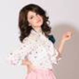 132756 - selena gomez
