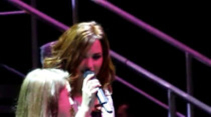 Demi Lovato Skyscraper live at Souncheck (14)