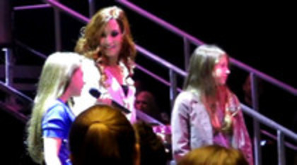 Demi Lovato Skyscraper live at Souncheck (238) Demi Lovato Skyscraper live at Souncheck (238)