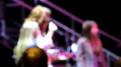 Demi Lovato Skyscraper live at Souncheck (247) Demi Lovato Skyscraper live at Souncheck (247)