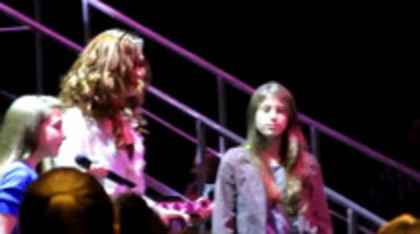 Demi Lovato Skyscraper live at Souncheck (559) - Demilush Skyscraper live at Souncheck Part oo2