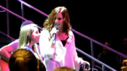 Demi Lovato Skyscraper live at Souncheck (1811) - Demilush Skyscraper live at Souncheck Part oo4